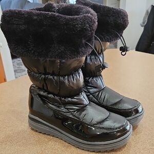 Aquatherm Canadian Black Winter Boots!!